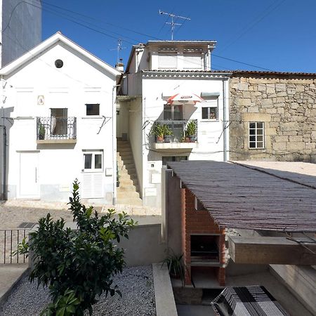 Casa Das Flores オリヴェイラ・ド・オスピタル エクステリア 写真